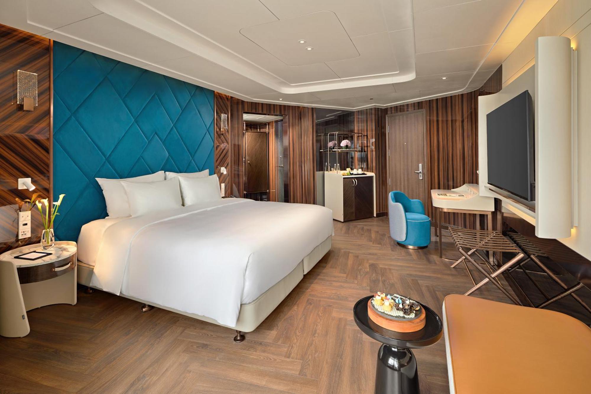 Hotel Grand Pioneers Halong Bay Cruise 2 Ha Long Exterior foto