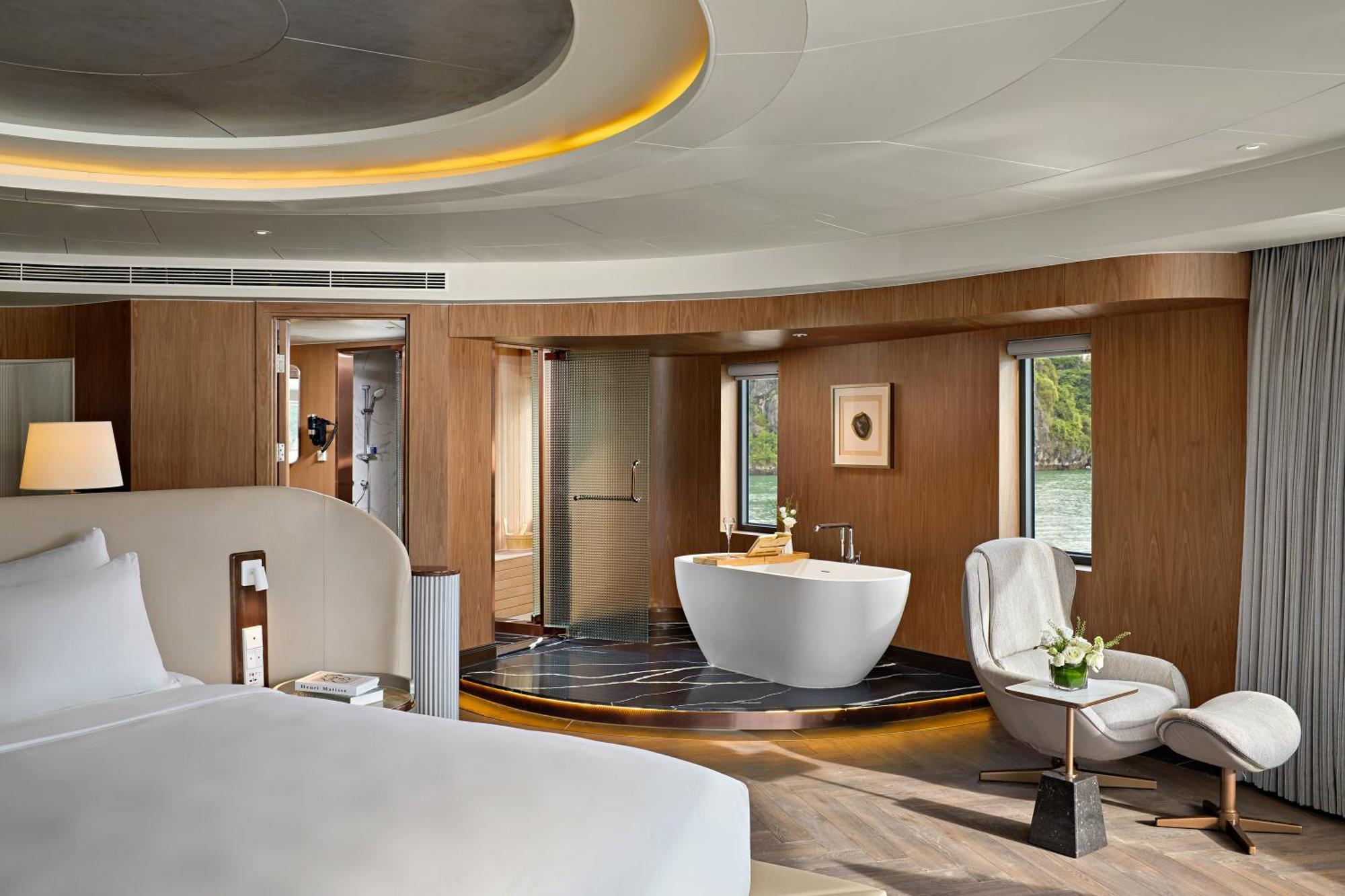 Hotel Grand Pioneers Halong Bay Cruise 2 Ha Long Exterior foto